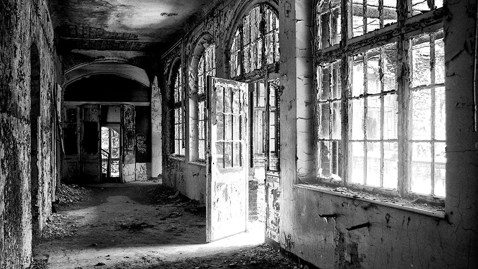 Photo-Walk, Exkursionen mit der Kamera an verlassene Orte wie das Männerhaus in den Beelitzer Heilstätten