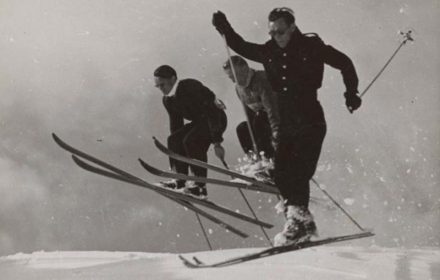 Skilaufen im Riesengebirge 2024, rasante Abfahrt im Schnee